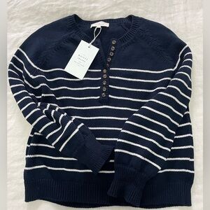 Sezane leontine sweater in navy! Wm’s M